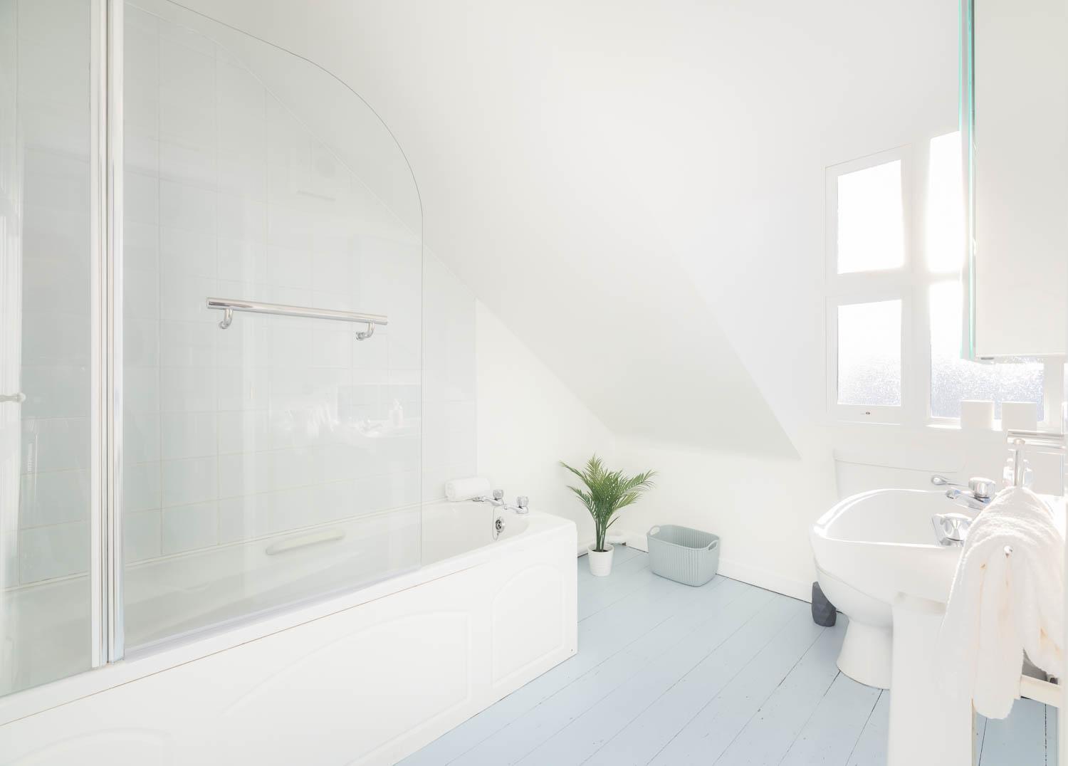Modern Canal View Home, In City Centre, Sleeps 8 戈尔韦 外观 照片